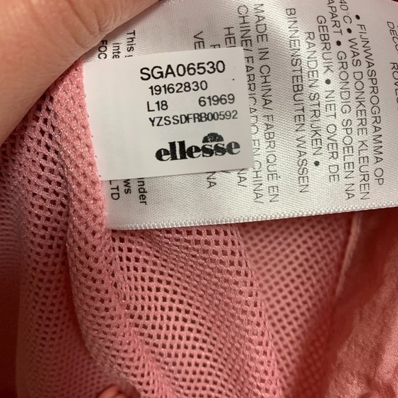 Ellesse Pink Tonvilli Quarter Zip Track Jacket Medium NWT - Picture 15 of 15